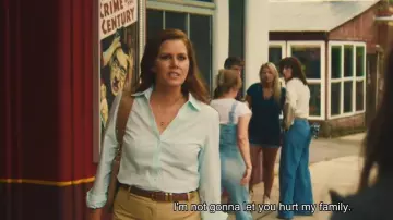 Clare V Moyen Messenger Bag worn by Anna Bowden (Amy Adams) as seen in Cape Fear (S01E05)
