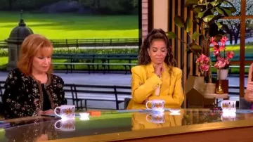 Veste embellie Alice + Olivia Kidman portée par Joy Behar telle que vue dans The View le 7 juillet 2026