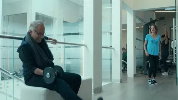 Les sneakers Adidas gazelle noires de An­dréa Mar­tel (Ca­mille Cot­tin) dans Dix pour cent S02E02