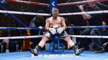 Guantes de boxeo de Billy Hope (Jake Gyllenhaal) en Rage in the Belly