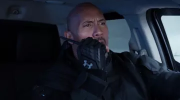 Les gants Under Armour de Luke Hobbs (Dwayne Johnson) dans Fast and Furious 8
