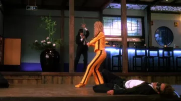 Las zapatillas amarillas Asics de Beatrix Kiddo / Black Mamba (Uma Thurman) en Kill Bill volumen 1