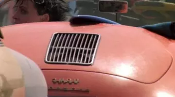 The Porsche 356 of Tyler Ann Endicott (Lori Petty) in Point Break