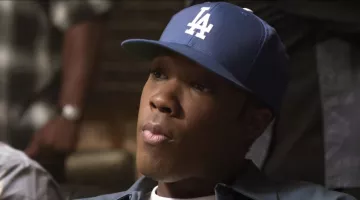 Dr. Dre's (Corey Hawkins) LA Dodgers gorra en Straight Outta Compton