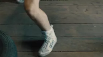 The boxing shoes Everlast of Vinny Pazienza (Miles Teller in Bleed for This
