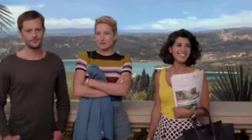 La falda de Julieta (Reem Kherici) en la película Día D