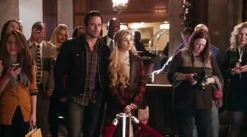 Abrigo a cuadros de Scarlett O'Connor (Claire Bowen) Free People en Nashville S03E11
