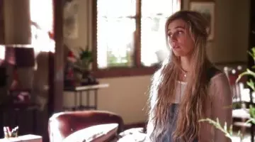 The saloppette of Scarlett O'connor (Clare Bowen) in Nashville