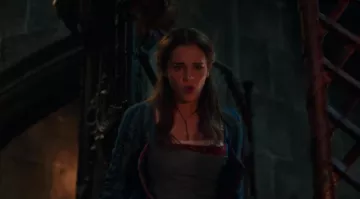 La réplica del collar de Bella (Emma Watson) en La Bella y la Bestia