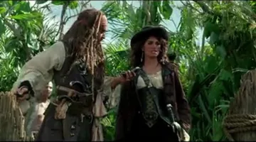 The long jacket bordeaux of Angelica (Penelope Cruz) in Pirates of the Caribbean 4