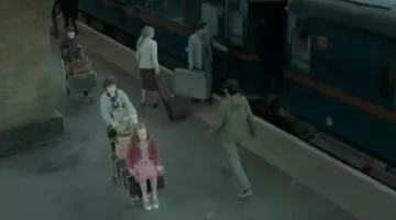 La paire de Bensimon rose de la fille d'Harry et Ginny Potter dans Harry Potter 8