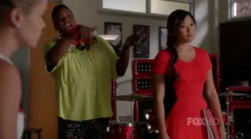 the red dress of Tina Cohen-Chang (Jenna Ushkowitz) in Glee