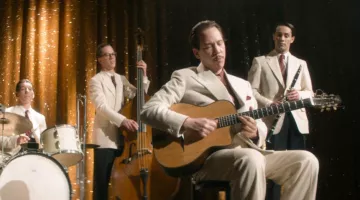 The guitar of Django Reinhardt (Reda Kateb) in Django