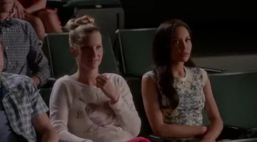 Vestido floral de Santana López (Naya Rivera) en Glee