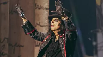 Abrigo Alice Cooper Rockhal en Luxemburgo 2026