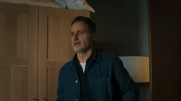 Chaqueta Fair Harbor Seaport Chore llevada por John (Andrew Lincoln) vista en Coldwater (S01E05)