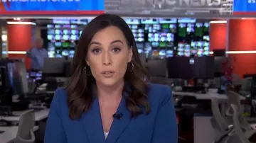 Chaqueta Dickey cruzada de Veronica Beard Miller llevada por Hallie Jackson, vista en Today el 16 de julio de 2026