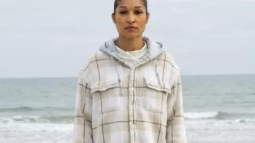 Flannel Battle On The Beach S05 Mika Kleinschmidt Shirt as seen in Battle on the Beach (S05)