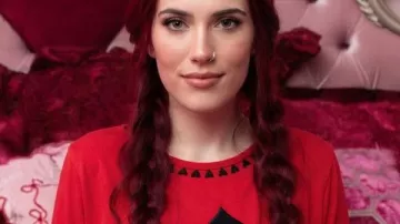 Descendants Wicked Wonderland Kylie Cantrall Heart Printed Shirt worn by Red (Kylie Cantrall) as seen in Descendants: Wicked Wonderland