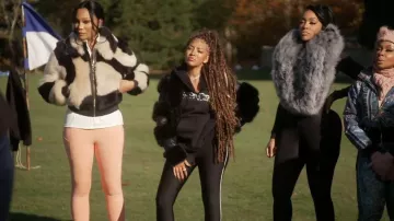 Sudadera con capucha Balenciaga Slime Logo Wide Fit usada por Drew Sidora, como se ve en The Real Housewives of Atlanta (T17E14).