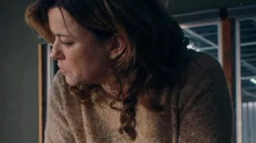 Jersey de cuello redondo de punto con degradado beige de Jeanette Kilburn de The Crow Girl S02