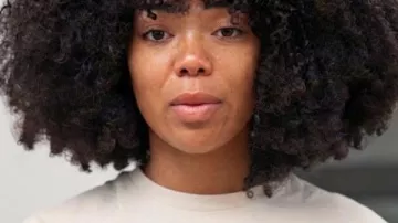 Sweat-shirt Riley Burruss de la saison 2 de Next Gen NYC, vu dans Next Gen NYC (S02)