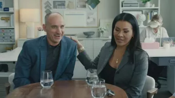 Blazer Aritzia Babaton Standout usado por Page Turner como se ve en Love It or List It (T21E04)