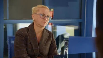 Madewell The Bedford Oversized Belted Blazer worn by (Galyna Saltkovska) as seen in The McBee Dynasty: Real American Cowboys (S03E06)