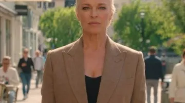 Ride or Die 2026 Hannah Waddingham Beige Blazer worn by Judith Burton (Hannah Waddingham) as seen in Ride or Die (S01)