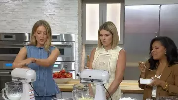 Agolde Corbin Denim Peplum Top worn by Sarah Fennel as seen in Today on  July 29, 2026