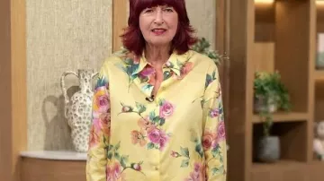 Chemise jaune à fleurs de Janet Street-Porter, vue dans l'émission This Morning.