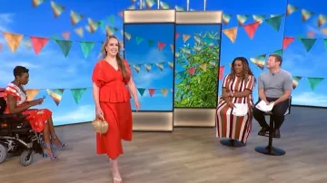 Zara Metallic effect handbag worn by Beth as seen in This Morning on July 21, 2026