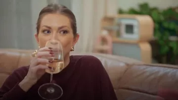 Bague Jennifer Fisher Knot portée par Stassi Schroeder dans l'épisode House of Stassi (S01E03)