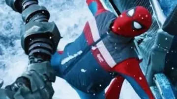 Gilet sans manches bleu matelassé porté par Peter Parker / Spider-Man (Tom Holland) dans Spider-Man : Un jour nouveau
