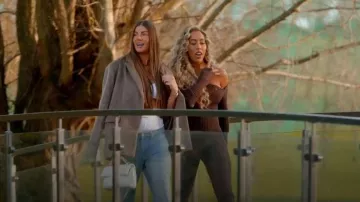 Combinaison-pantalon Fashion Nova Melina à épaules dénudées et jambes skinny portée par Dani Imbert dans l'épisode 1 de The Only Way Is Essex (S36E01)