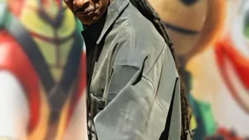 T-shirt de l'avant-première du film PAW Patrol avec Snoop Dogg et le dinosaure