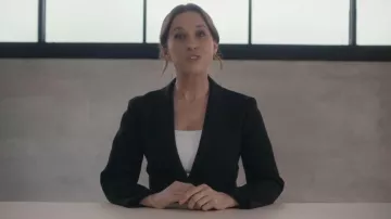 Theory Carissa Blazer in Good Wool worn by Chelsea Martin (Lacey Chabert) as seen in Paris is Always a Good Idea (S01E01)