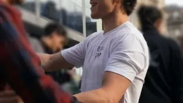 Spider-Man : Un jour nouveau - T-shirt blanc Tom Holland