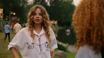 Chemise boutonnée More &amp; More portée par Oona (Bo Bragason) dans l'épisode Sterling Point (S01E04)