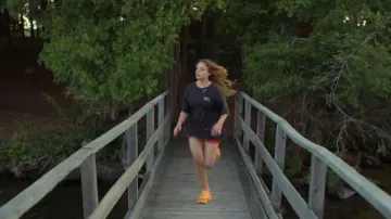 Crocs Classic Bae Clogs worn by Oona (Bo Bragason) as seen in Sterling Point (S01E06)