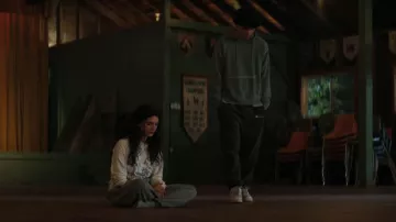 Champion Sweatpants worn by Ellis (Jacob Whiteduck-Lavoie) as seen in Sterling Point (S01E06)