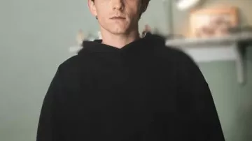 Sweat à capuche noir Spider-Man BND 2026 Tom Holland