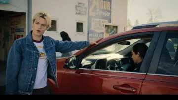 Veste Levi's Type I Trucker portée par Cole Walter (Noah LaLonde) dans l'épisode « Ma vie avec les garçons Walter » (S03E07).