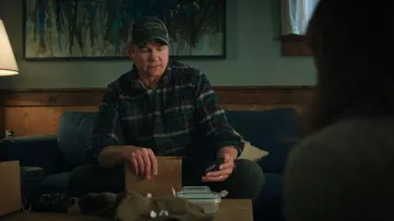 Chemise de travail en flanelle vintage Filson portée par George Walter (Marc Blucas) dans l'épisode « Ma vie avec les garçons Walter » (S03E09).