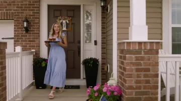 Robe d'été Shein Vcay portée par Tammy dans l'épisode « Double Lives of Suburban Wives » (S01E01)