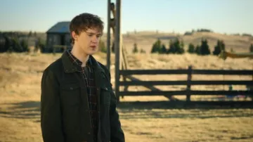 Dixxon Triple Distilled Irish Flannel worn by Danny Walter (Connor Stanhope) as seen in My Life with the Walter Boys (S03E07)