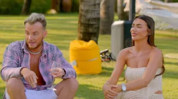 Chemise à carreaux oversize Boohoo portée par Harry Derbidge dans l'épisode 6 de la saison 36 de The Only Way Is Essex.