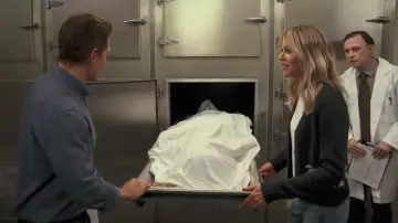 Zadig & Voltaire Masy Merino Wool Cardigan worn by Dee Reynolds (Kaitlin Olson) as seen in It's Always Sunny in Philadelphia (S18E01)