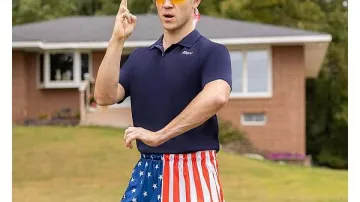 Rex Kwon Do, disfraz azul de Napoleon Dynamite
