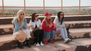 Baskets Roger Vivier Viv' Skate portées par Heather Dubrow dans l'épisode 7 de The Real Housewives of Orange County (S20E07).